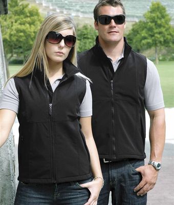 Summit Vest Uniform Hero Image