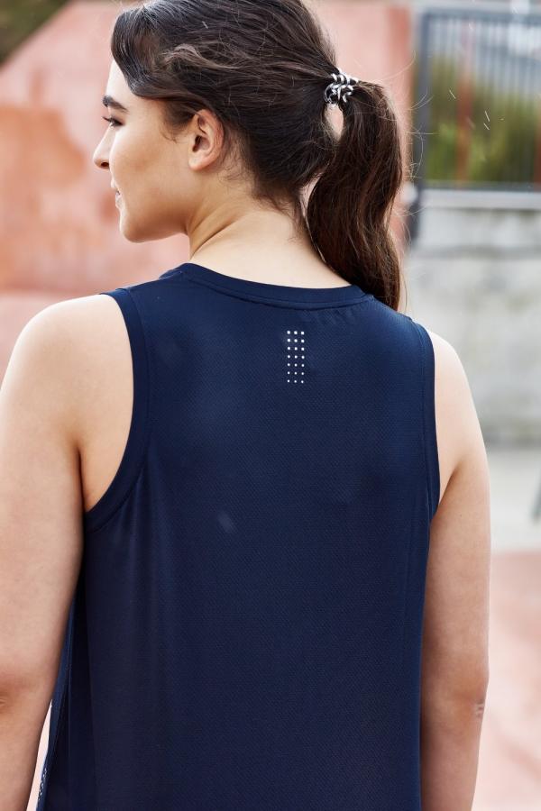 Ladies Balance Singlet Option Image 1