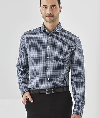 Mens Noah Shirt Uniform Hero Image