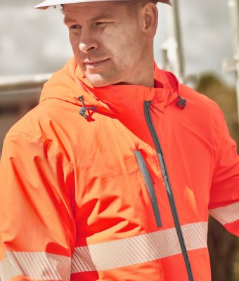Segmented Tape Packable Jacket Uniform Hero Image