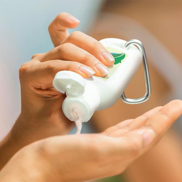 100x Carabineer Sunscreen 50ml Option Image 1